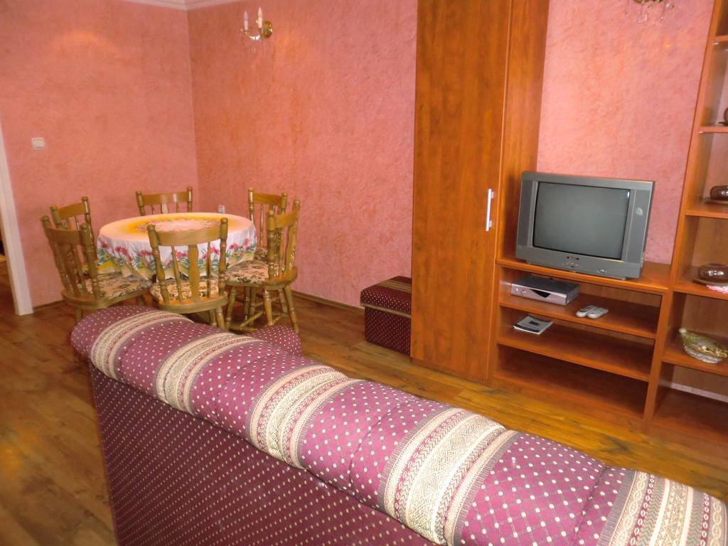 מאלינסקה Apartments Markas מראה חיצוני תמונה